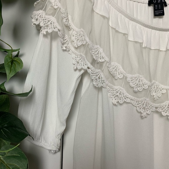 Off-Shoulder White Shirt - Picture 4 of 12